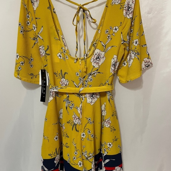 Trixxi romper skort, NWT, size M - Picture 2 of 10